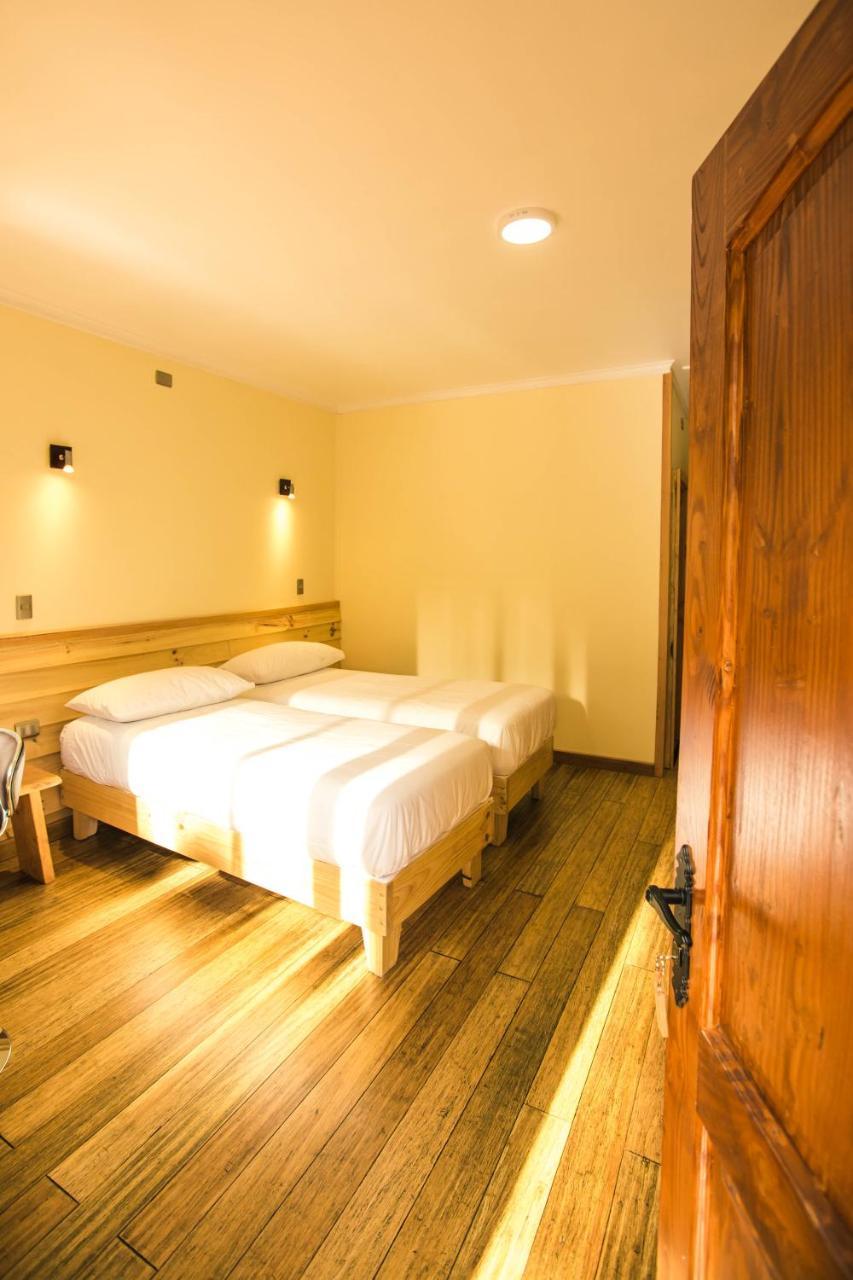 Kalfu Patagonia Aparthotel Cochrane Exterior photo